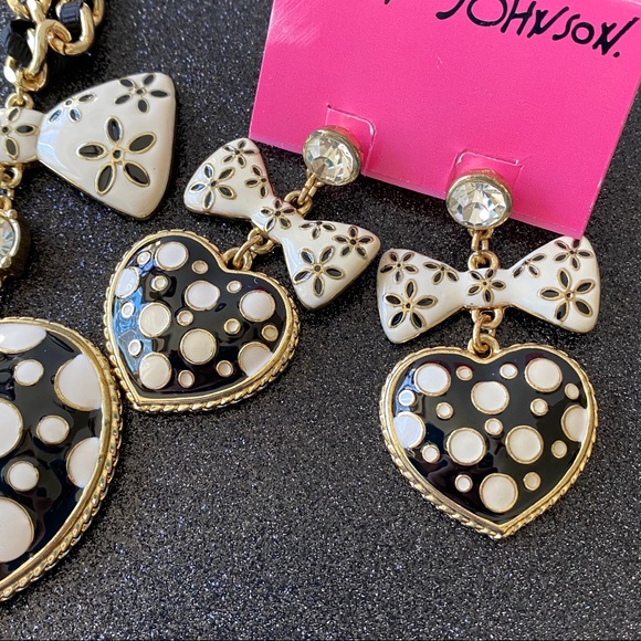 Betsey Johnson ‘Pretty Polka Dots’ Jewelry Set w/Tags - Picture 2 of 9